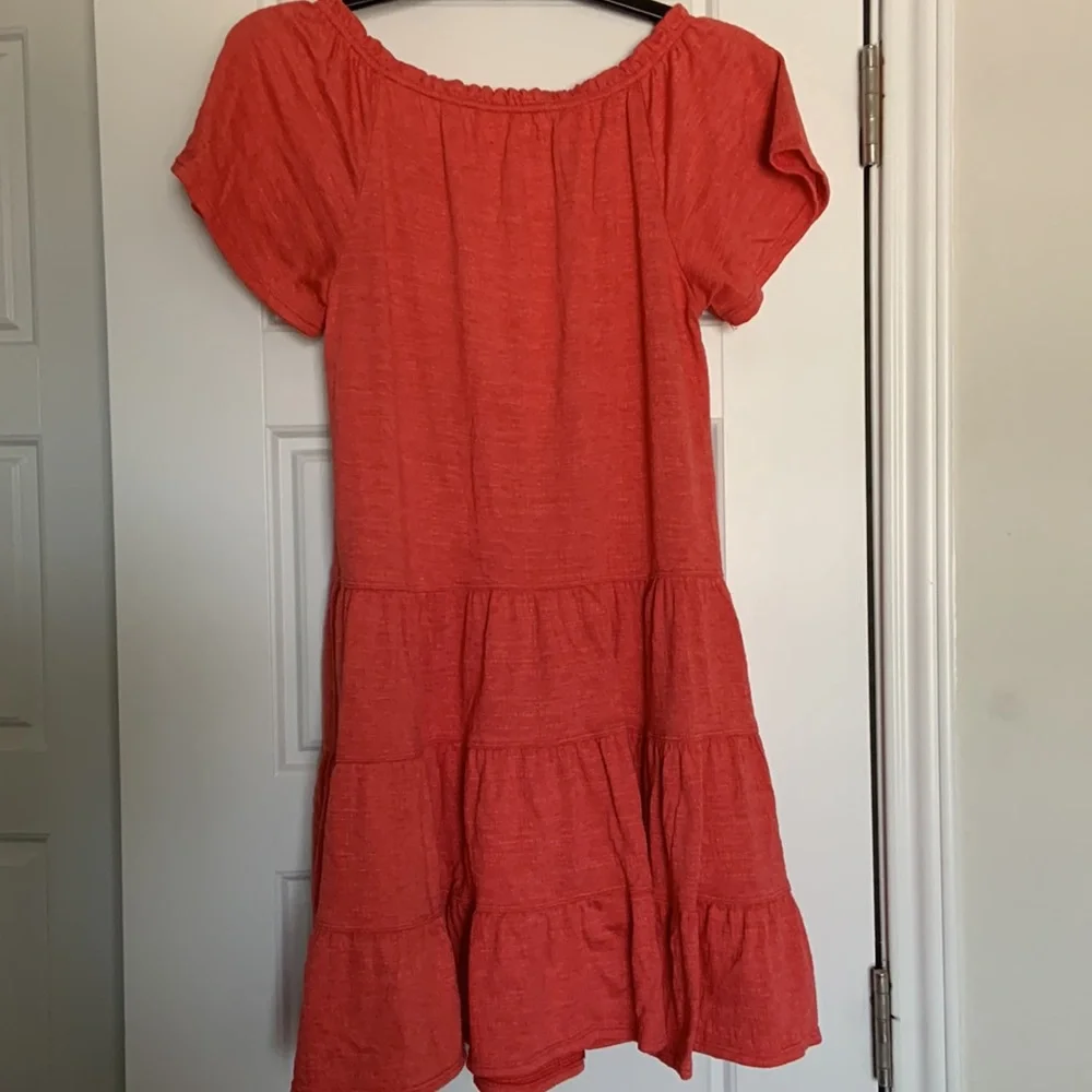 Mac Studio Coral Short Sleeve Loose Fitting Flare Dress Size Small - Picture 2 of 3